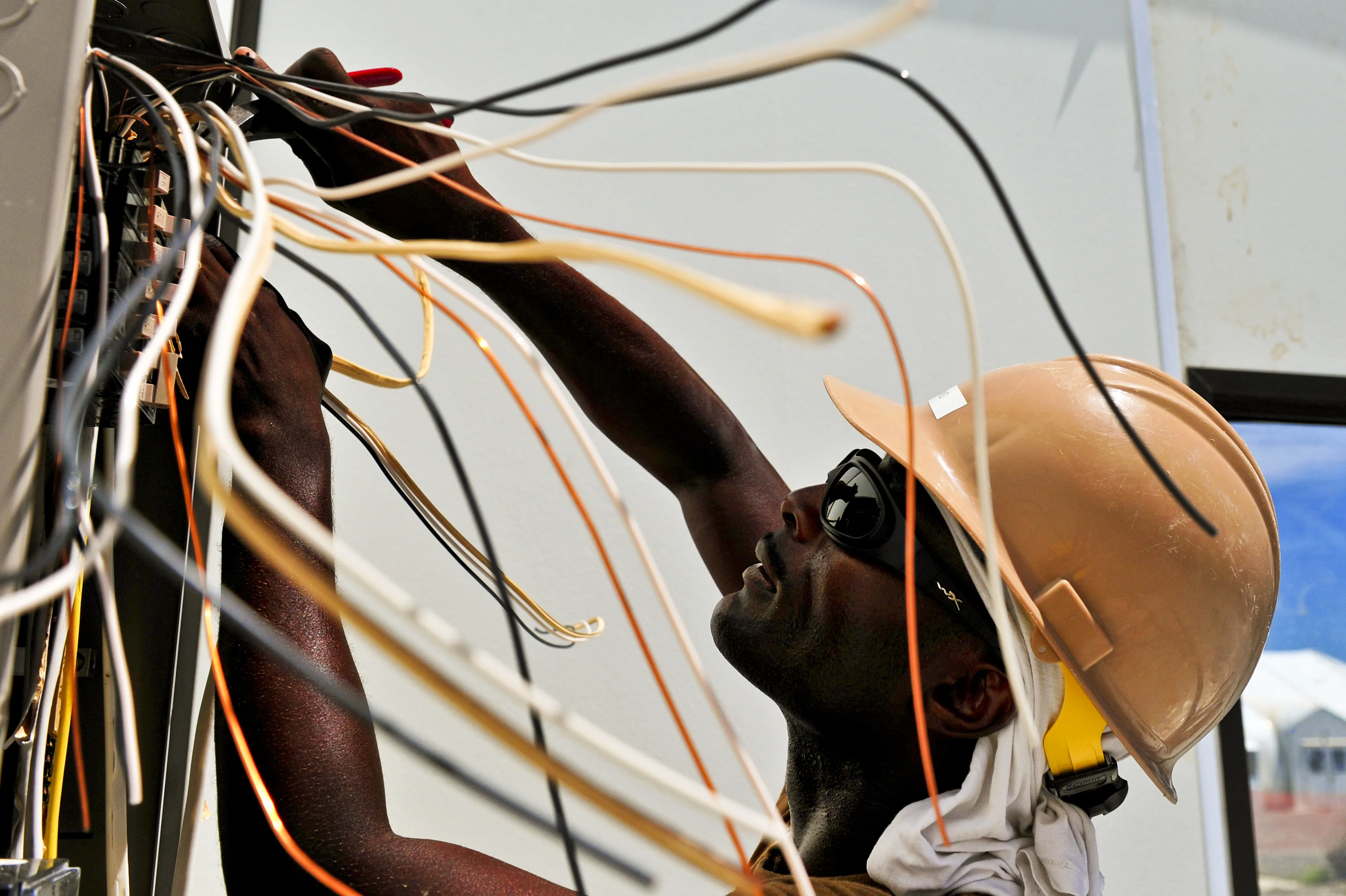 Electricidad y Automatismos Industriales